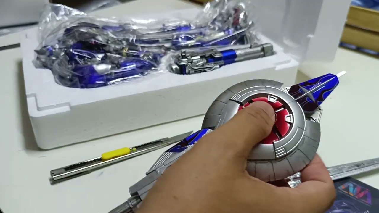 แกะเช็คของ AAT02M ซื้อมาก็แพง จะห่อดีๆให้กล่องไม่บุบก็ไม่ได้ ชิ้นส่วนหายในกล่องอี๊ก โอ้ยน้อ!!!