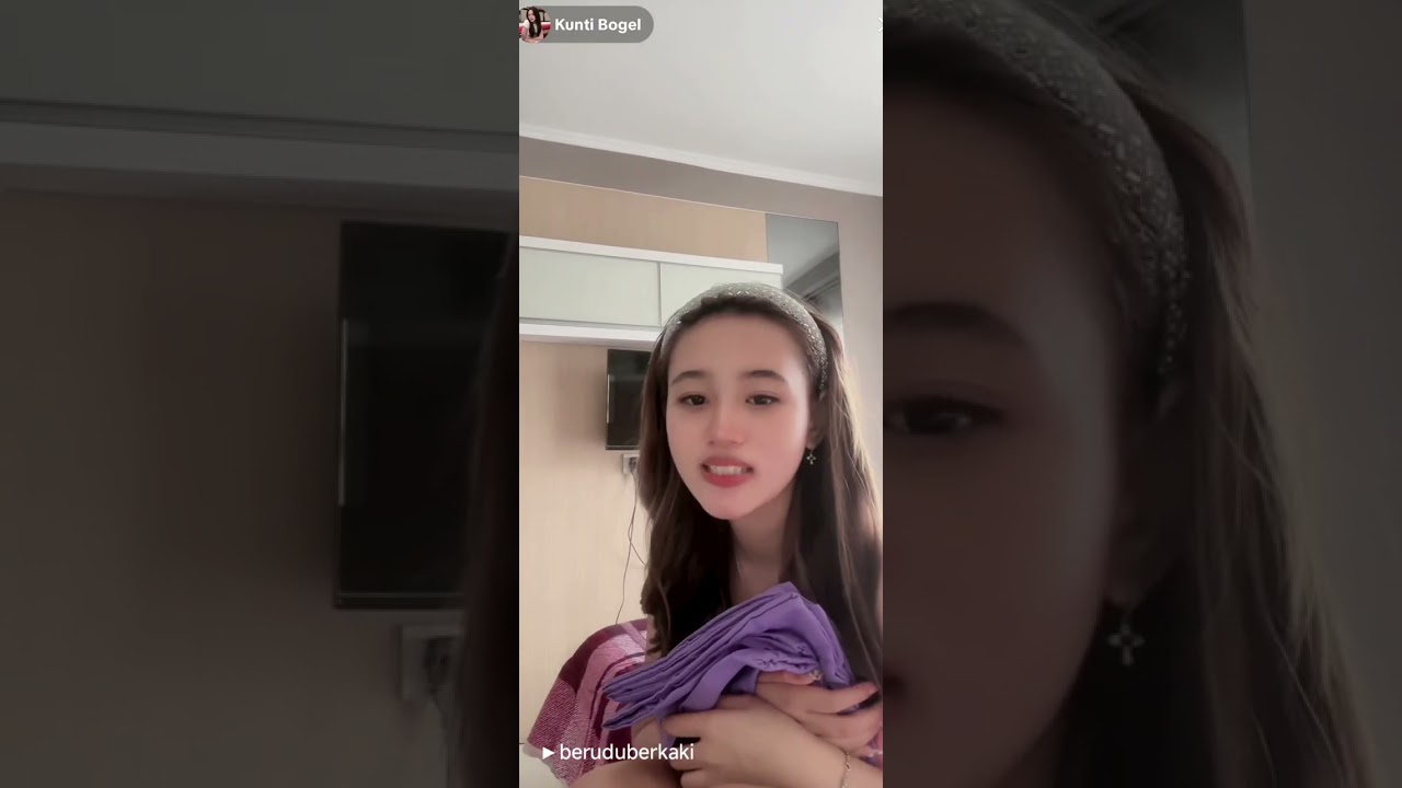 Becca Live Tanpa Plat Jambi