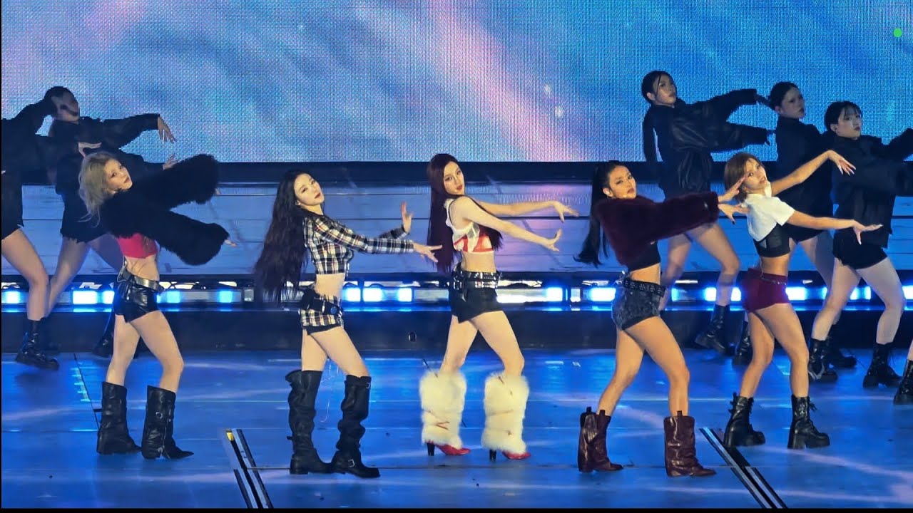 i-dle - (아이들) - HWAA (Syncopation)