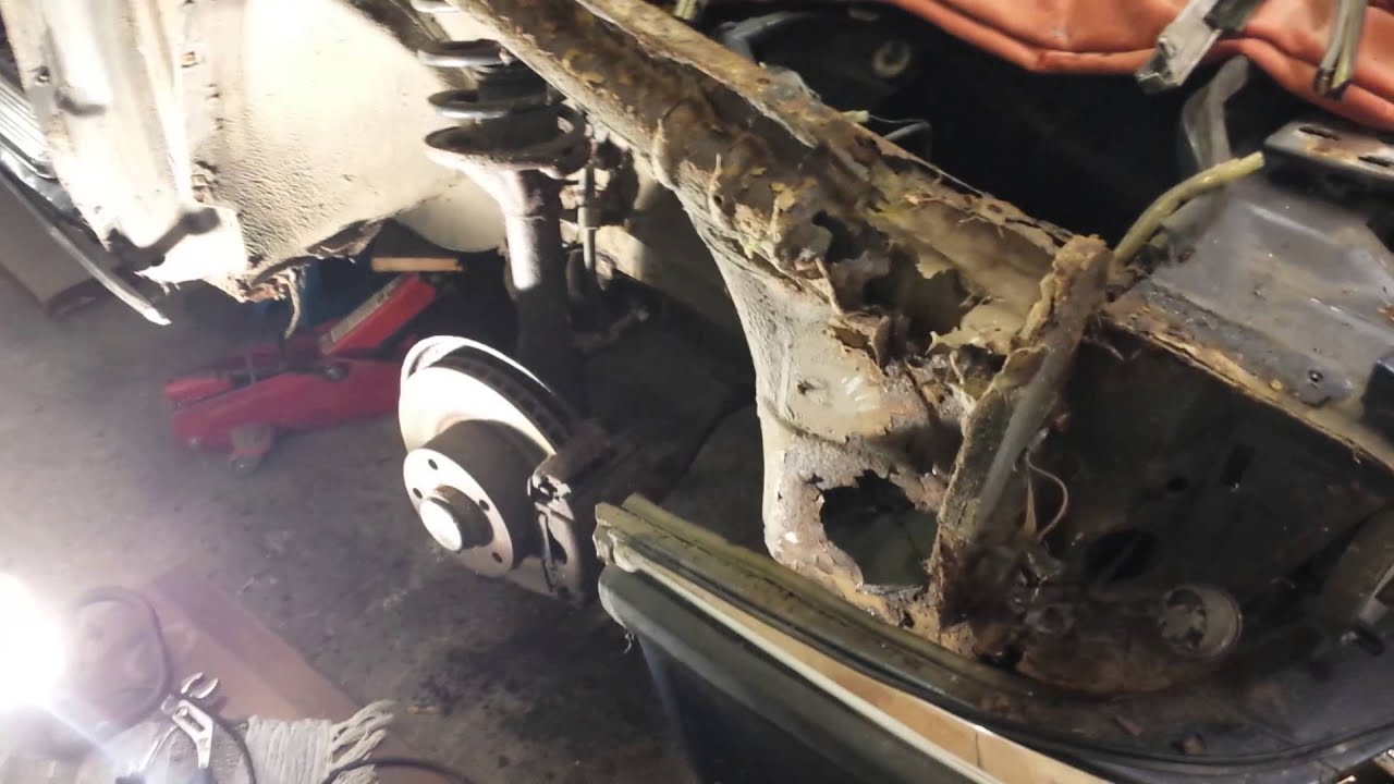 BMW 635 CSI Restoration - Walk Trough - Rust Problem - Front Wings ...