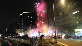 新莊 中華路 19:00 煙火 20130331 2