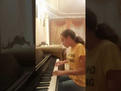 عزف موسيقي اغنية اللي بيني وبينك عمرودياب بيانو ملك شوقي