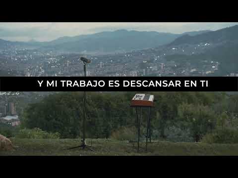 No Cargues Sobre Ti (Official Lyrics Video) | Comunidad Music feat. Hector Sandoval