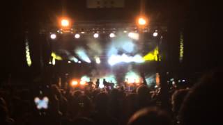 Sleigh Bells Performing A/B Machines Live
