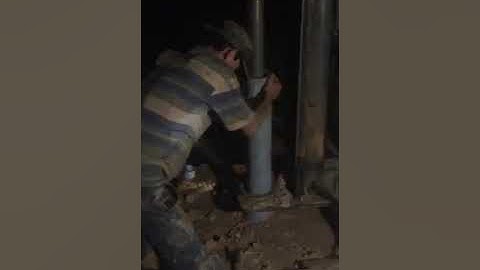 (Khoan Giếng Phát Đạt) Khoan trong đêm phục vụ nước cho bà con.