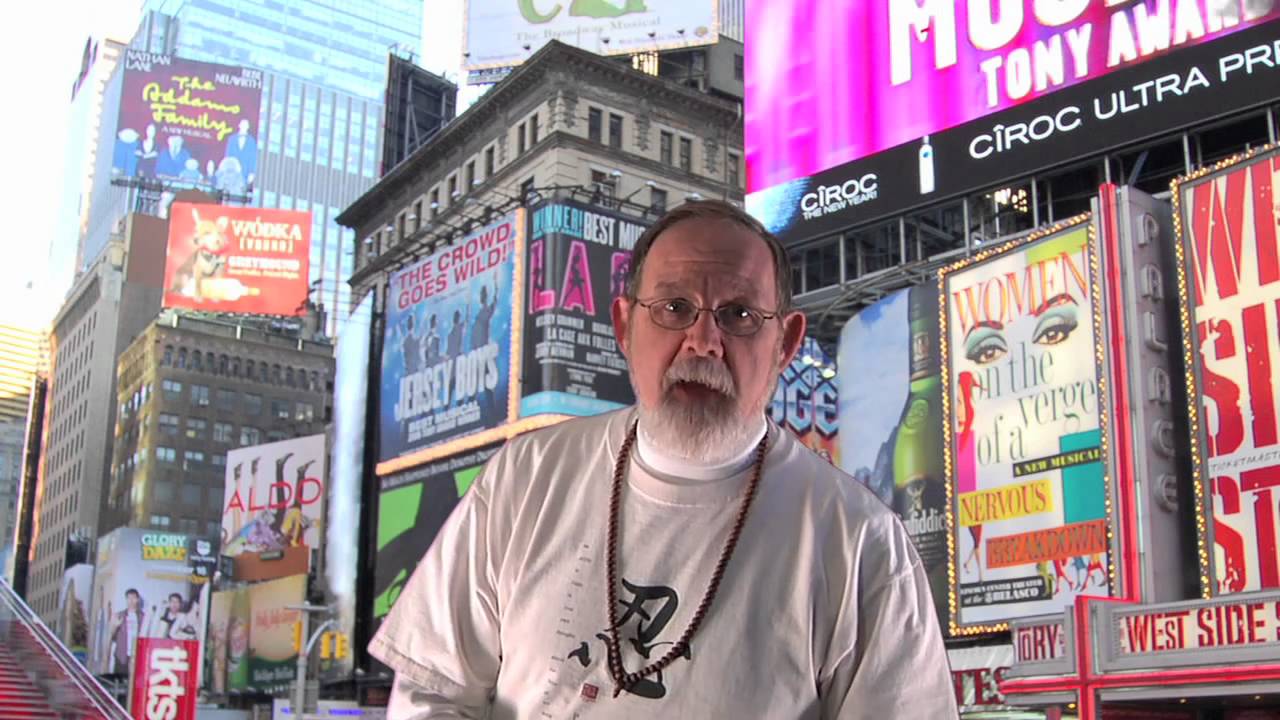 Times Square New Years 2011 Sagittarius Prediction - YouTube