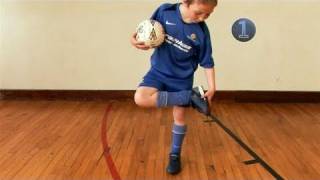 How To Juggle The Ball With Your Inside Foot