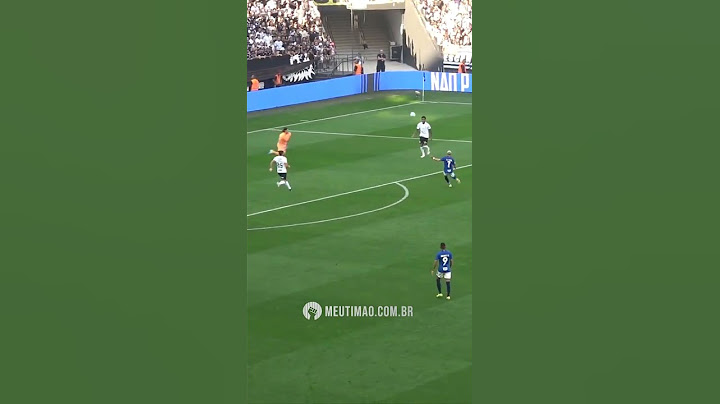 PEIXINHO FORA DA ÁREA! Olha esse lance do CÁSSIO em Corinthians 2x1 Cruzeiro #shorts