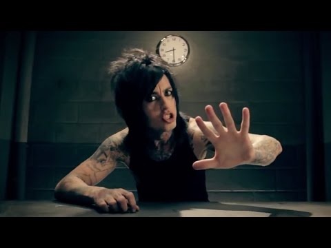 Falling In Reverse - &quot;The Drug In Me Is You&quot;