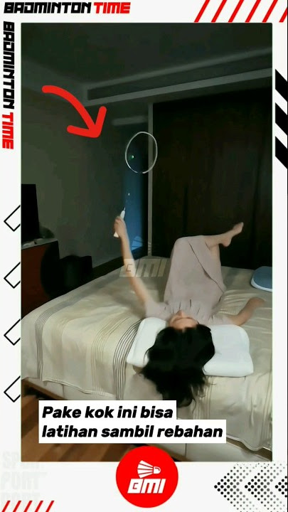Kok badminton terbang sendiri #Badminton #Bulutangkis #Shuttlecock #Smash #BWF #PecintaBadminton