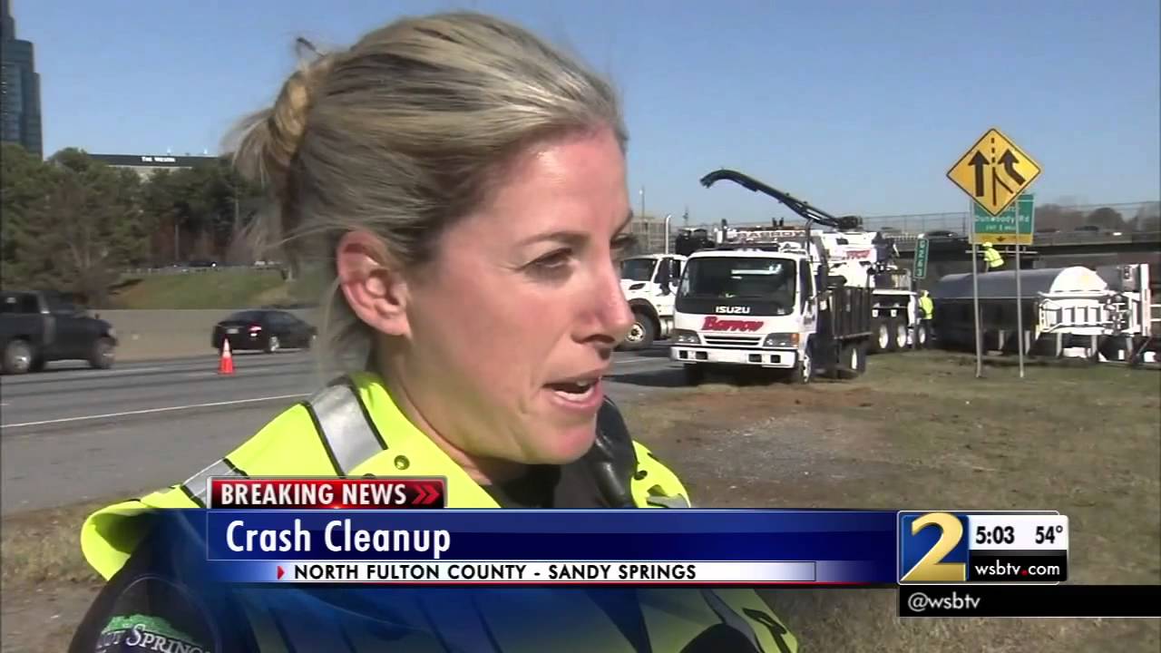 Overturned truck slows traffic on I-285 and Ga. 400 - YouTube