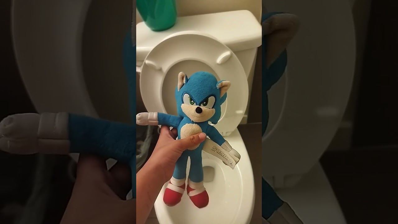 bro went to level 333 in the backrooms 👁️👄👁️