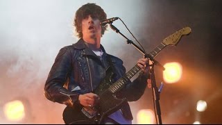 Arctic Monkeys - When The Sun Goes Down @ T in the Park 2011 - HD 1080p