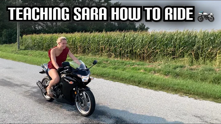Teaching My Girlfriend (Sara) How To Ride A Motorc...
