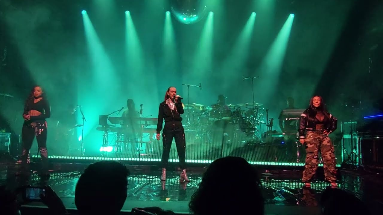 SUGABABES : Round Round + Jungle (Live in Paris, La Cigale 29.04.2025)