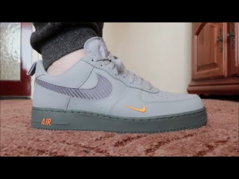 Air Force 1 Mid LV8 GS 'Overbranding' - Nike - AV3803 001 - wolf