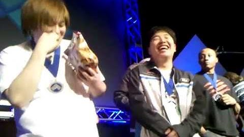 KaizenMaster - Feeding Poongko - EVO2k11