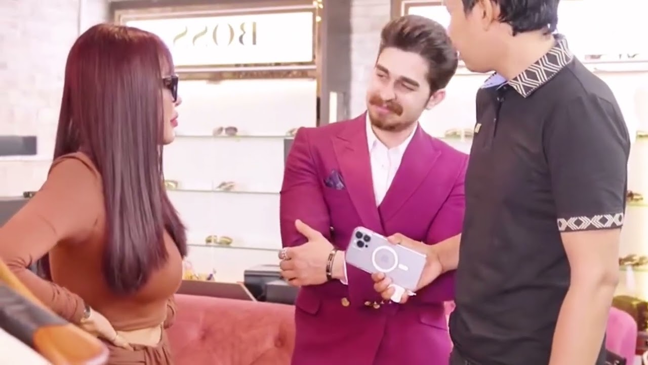 អាណិតណាស់ លោកស្រីចោមច័ន្ទយំហើមភ្នែក ក្រោយមហាមេតអស់ចិត្តហើយទៅរស់នៅឌូបៃវិញ។