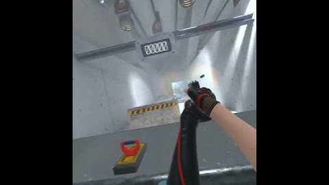 Reloading the Glock/Ender22 #bonelab #reload #vr #guns #bonelabvr