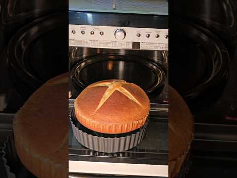 تهیه کیک خونگی با ماکروفر و یا سولاردوم کیک شیرینی پزی شیرینی غذا