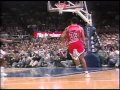 Scottie pippen dunks on charles smith and knicks 1995