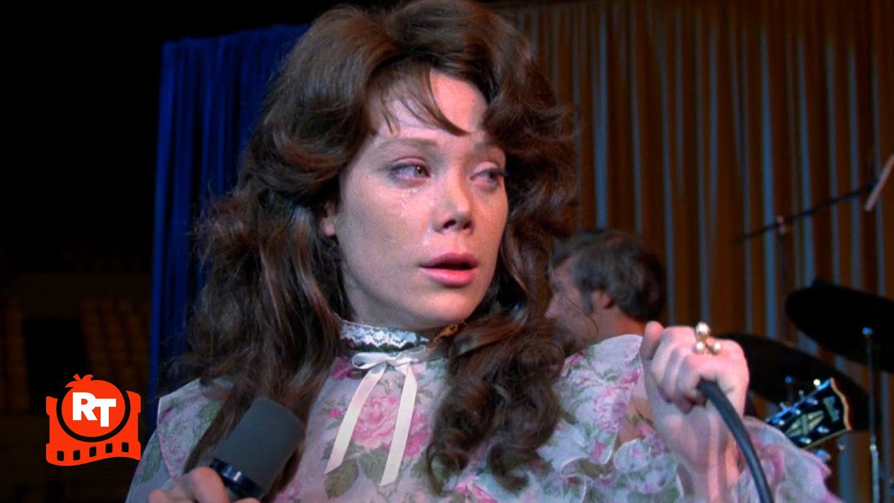 Coal Miner's Daughter (1980) - Loretta Lynn Faints on Stage Scene |  Movieclips