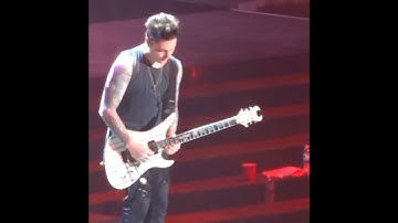 Synyster Gates Hail To The King Live Guitar Solo #avengedsevenfold #a7x #synystergates