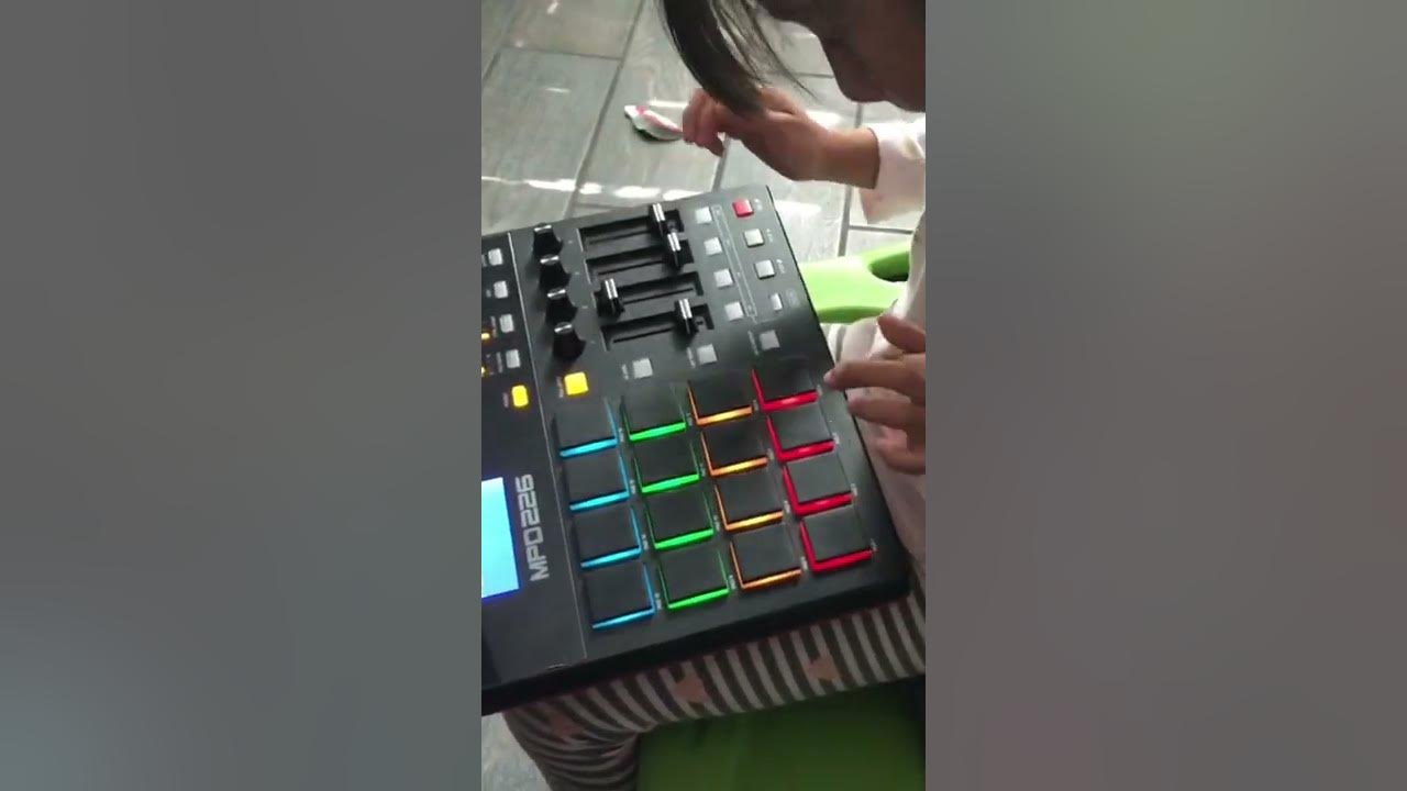 8 yr old making a beat on Akai mpd 226