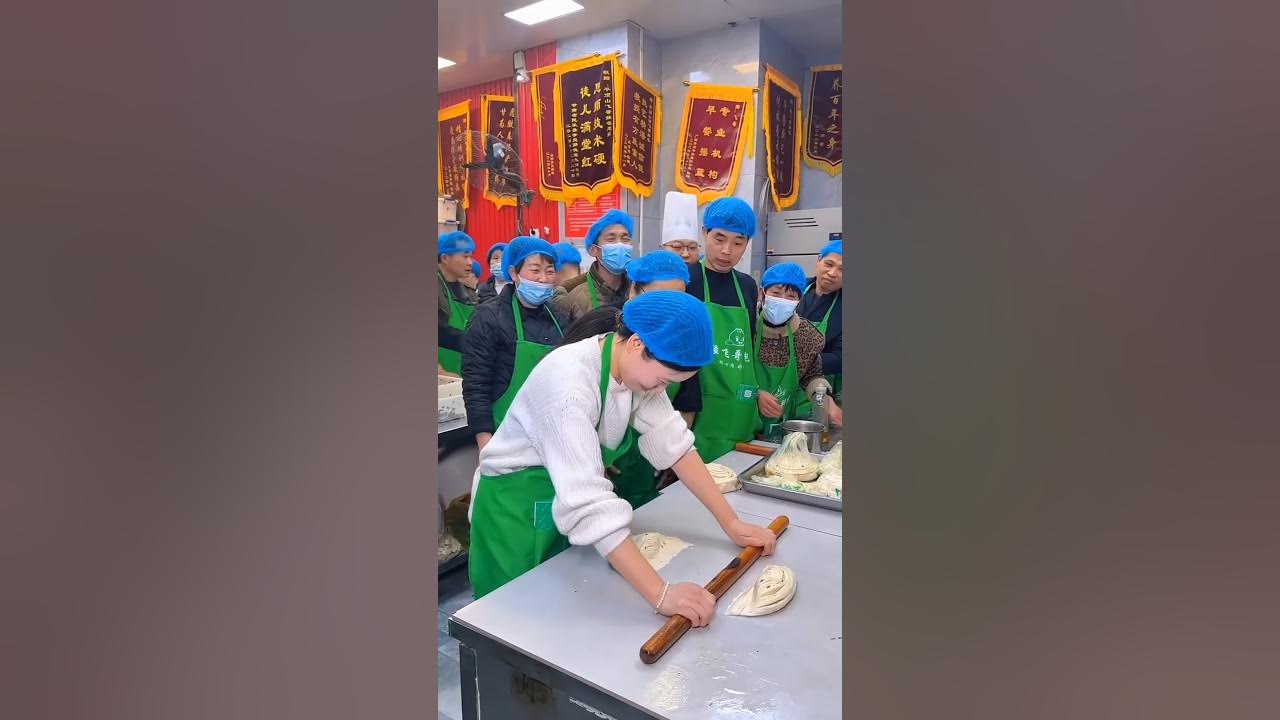 Chef Tunjukkan Cara Tepat Bikin Roti#shortsvideo Chef Tunjukkan Cara Tepat Bikin Roti#shortsvideo