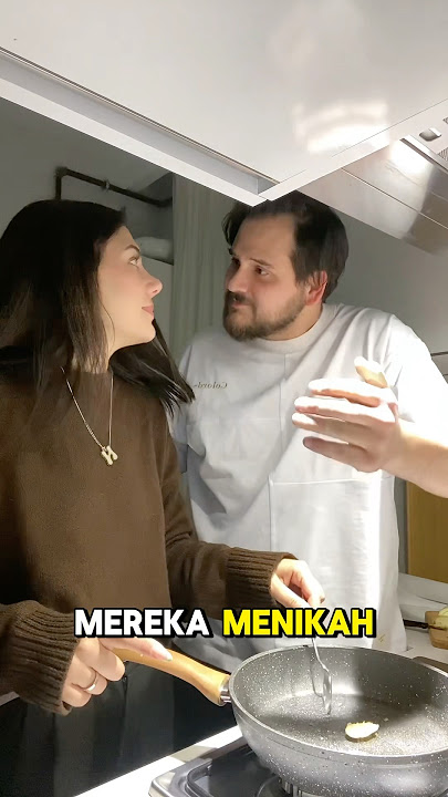 Masak Bareng,Endingnya Malah Lucu 😂 #funny #pasangan #lucu #comedy #viralvideo #couplegoals #shorts