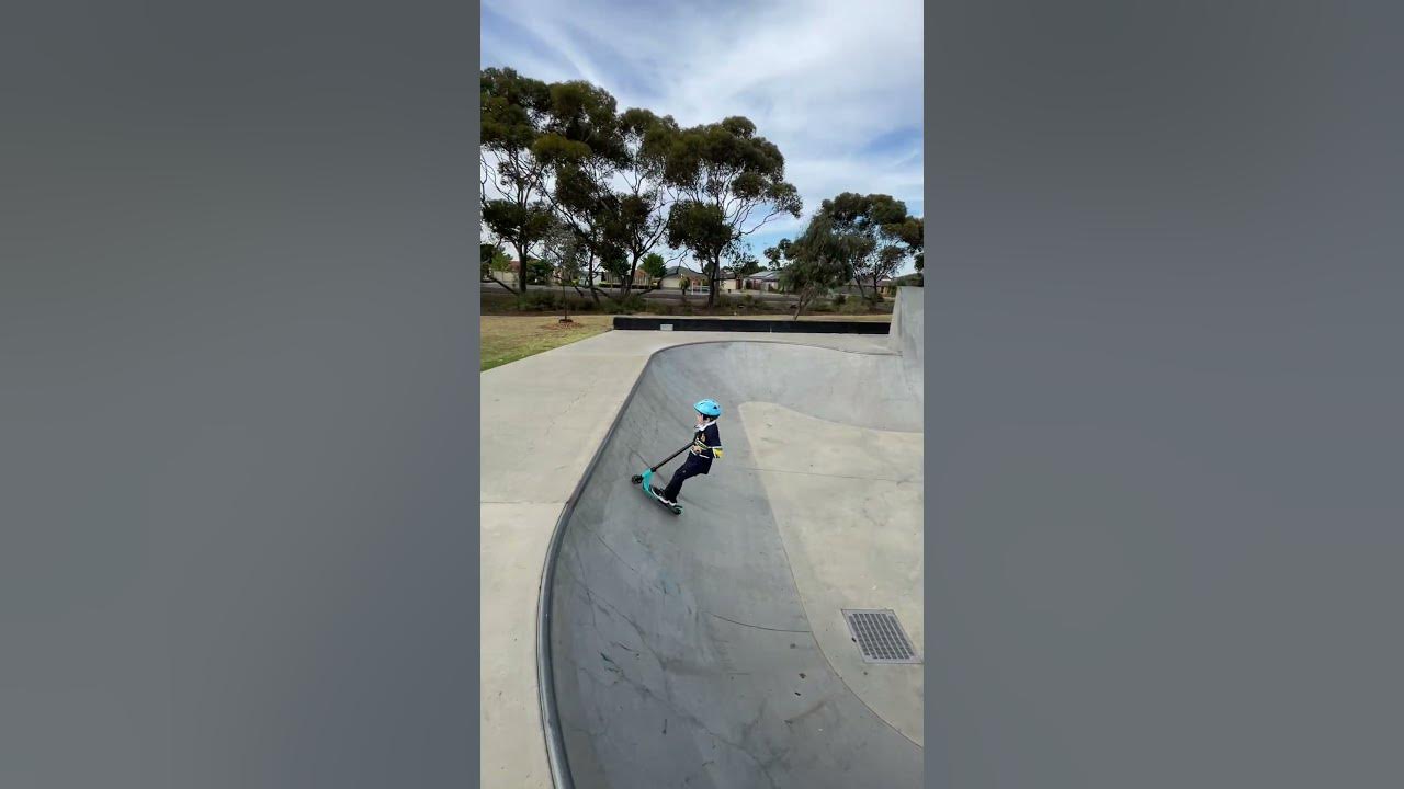 How to jump out of a ramp! #scooter #scootertricks #skatepark How to jump out of a ramp! #scooter #scootertricks #skatepark