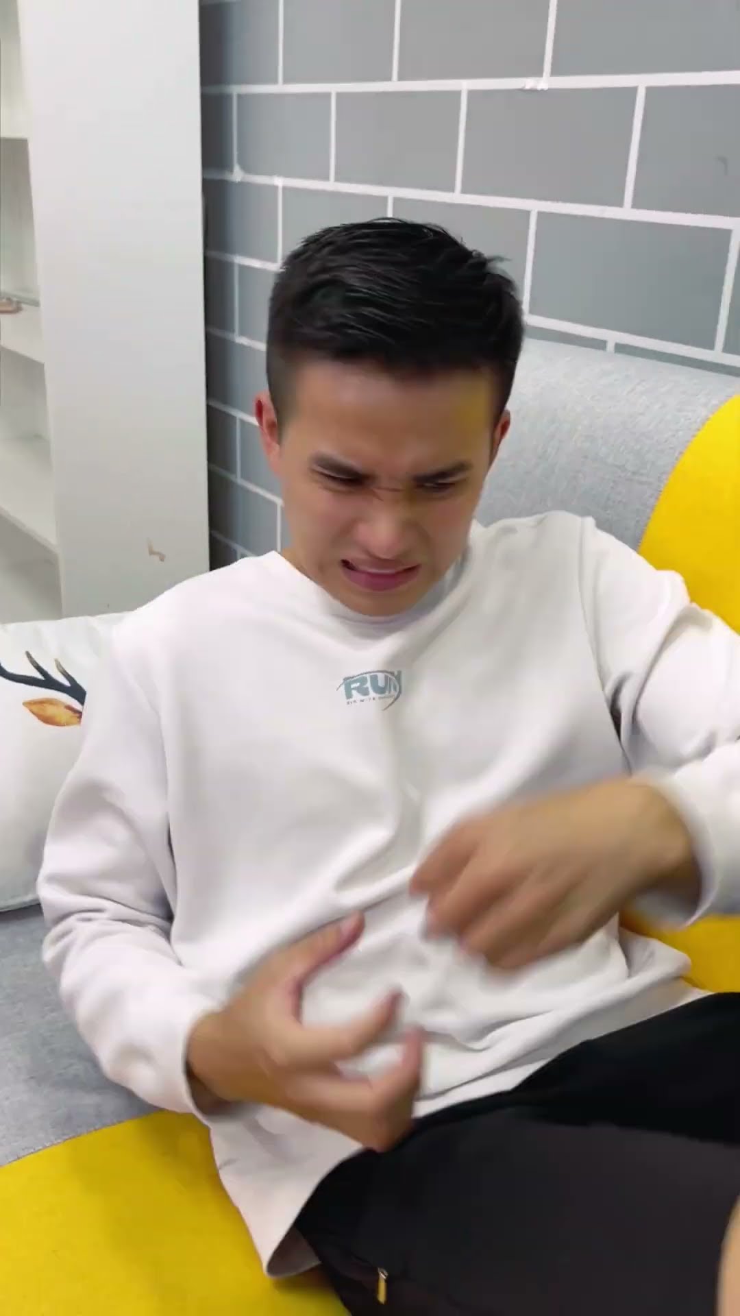 Su Hao comedy: don't take my food ?