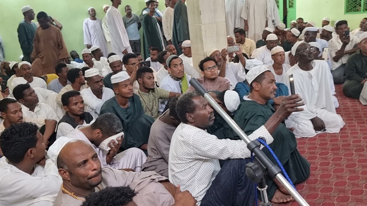 دكتور الأمين الجاك ورايعته قصيدة الجزع رووووووووعة ادهشت الحاضرين