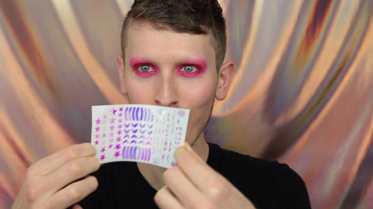 Euphoria Makeup - Jules Red Eyeshadow