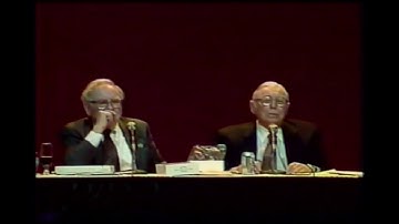 How Would Warren Buffett Invest a Small Sum of Money?