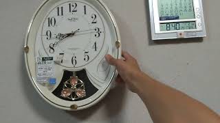 リズム電波アミューズ掛け時計 4MN554RH10 スモールワールドリリィN