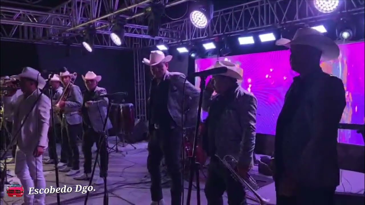 Banda La Traviesa en Emiliano Martinez Dgo. (12/22/25)