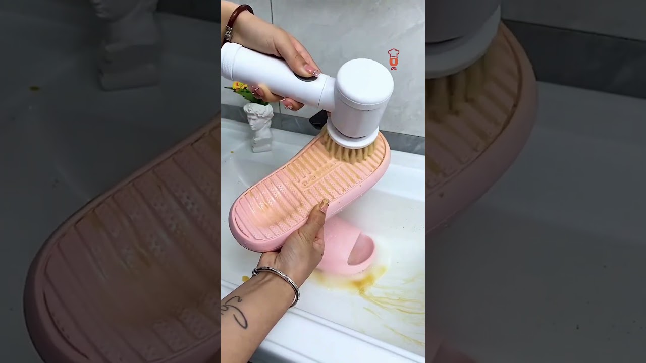 Olha só o que essa Escova de Limpeza Elétrica faz e vai facilitar sua vida!