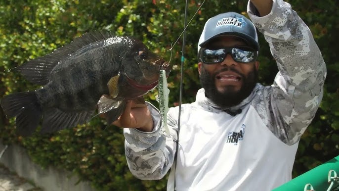 This KOOZIE Catches Fish!!! Chill n Reel Fishing Koozie 