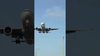 What Is an Airplane? ✈️ Explained Simple #aviation #airplane #pilotlife #flying #avgeek