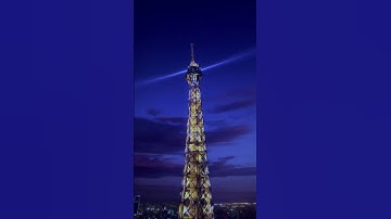 Flying up to the Eiffle Tower on Soarin Disney #disney #shorts #eiffeltower #epcot #fyp