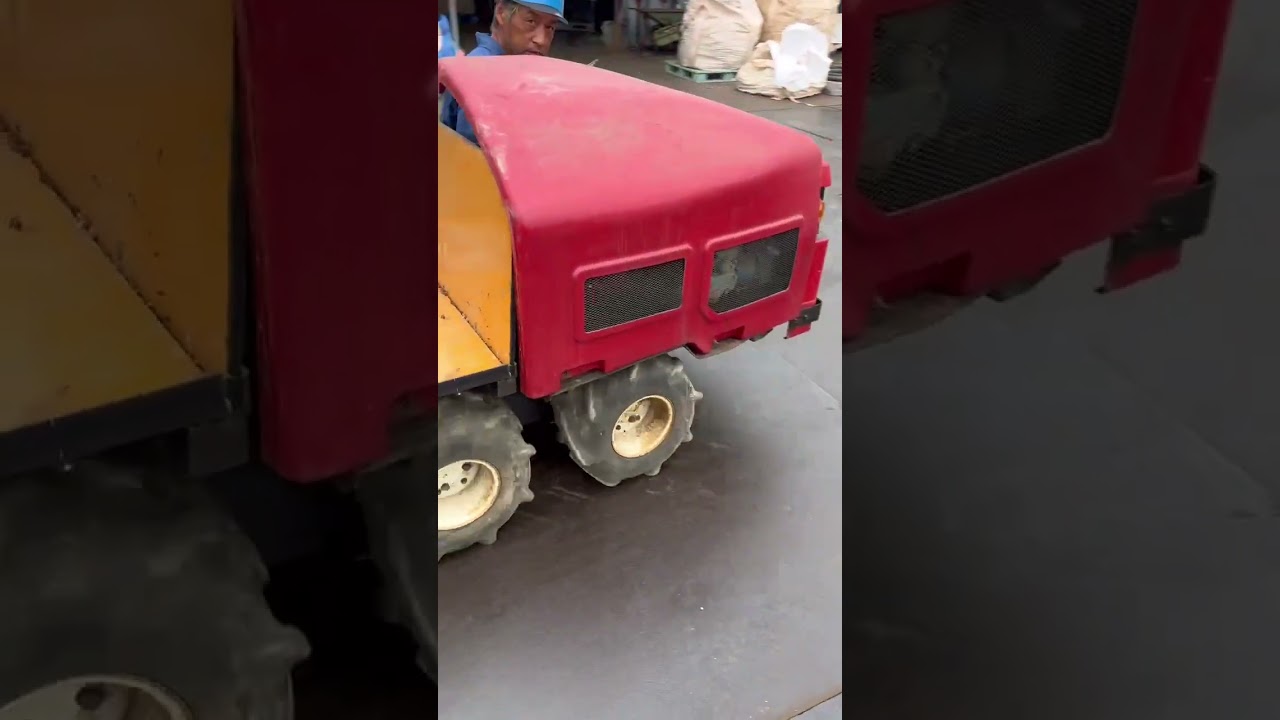 6輪運搬車 クボタ ディーゼルエンジン - YouTube