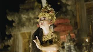 Download lagu Kecak Dance at Balinese Theatre, Ayodya Resort Bali