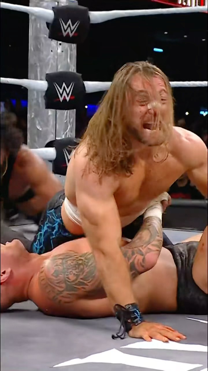 Axiom and Frazer are putting on a show! ? #WWEDeadline