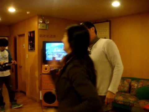 虞戡平導演獻唱：go disco dance