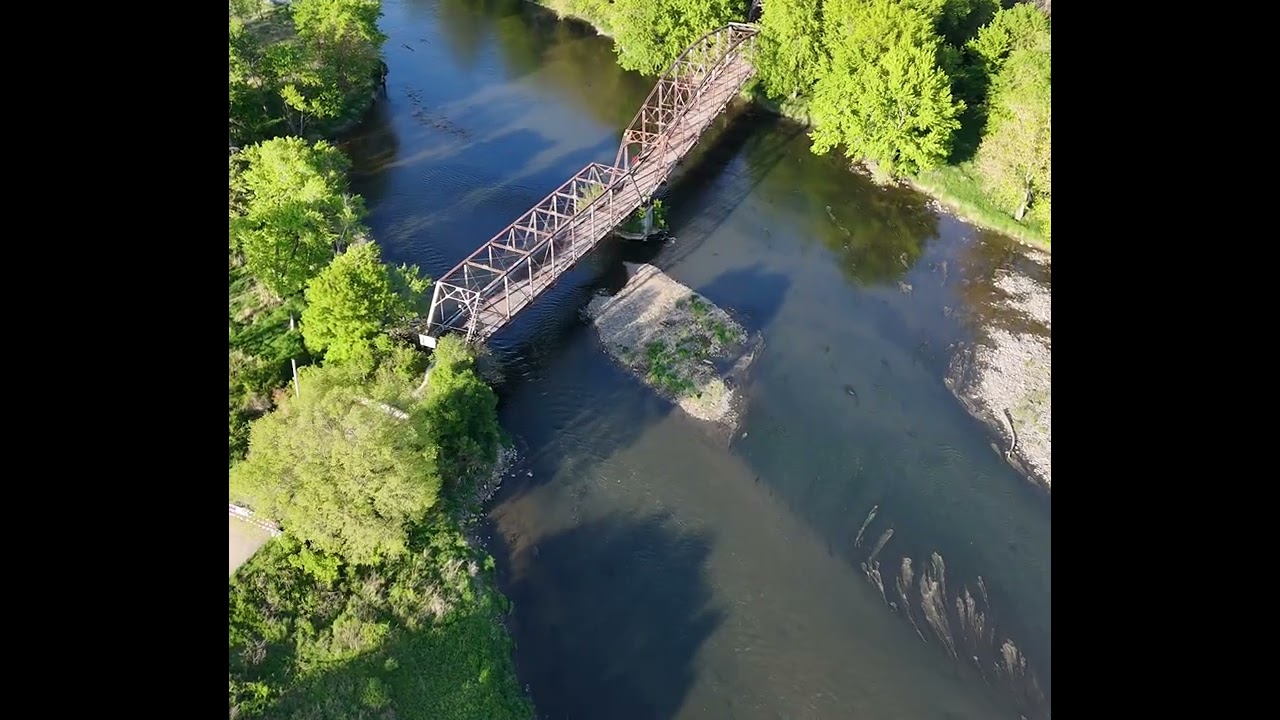 Friday Night picnic. Lockport Prairie Natural Preserve. May 2025.