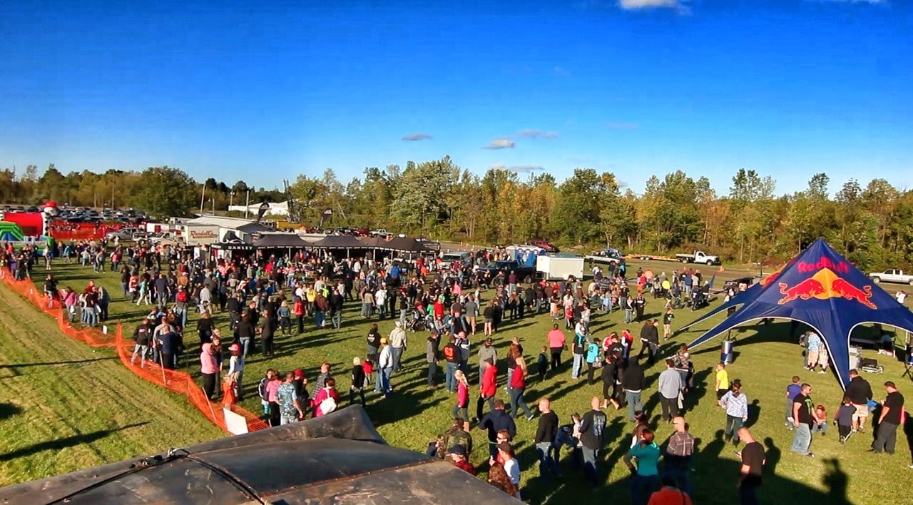 MotoOption MotoFest 2013 - FMX, Stunt Bikes, backflip, party