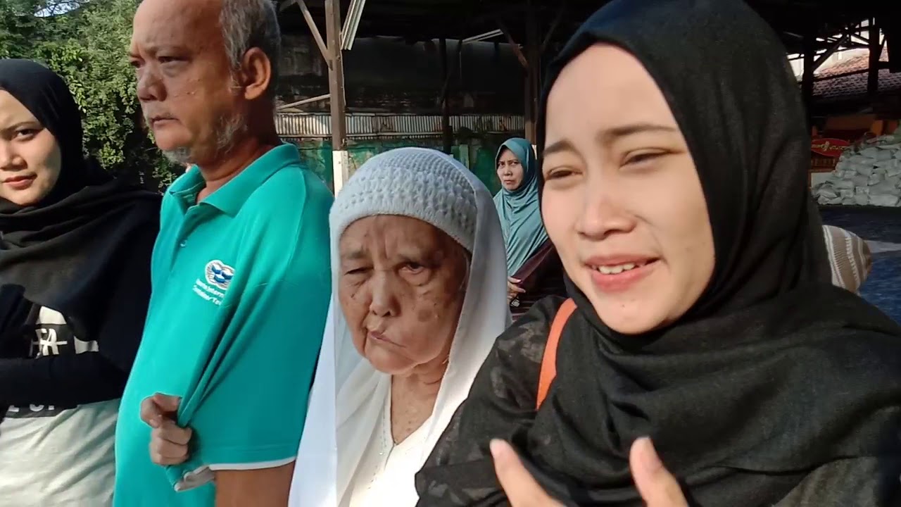 Memotong sapi Rumah Sakit Ananda Bekasi - YouTube