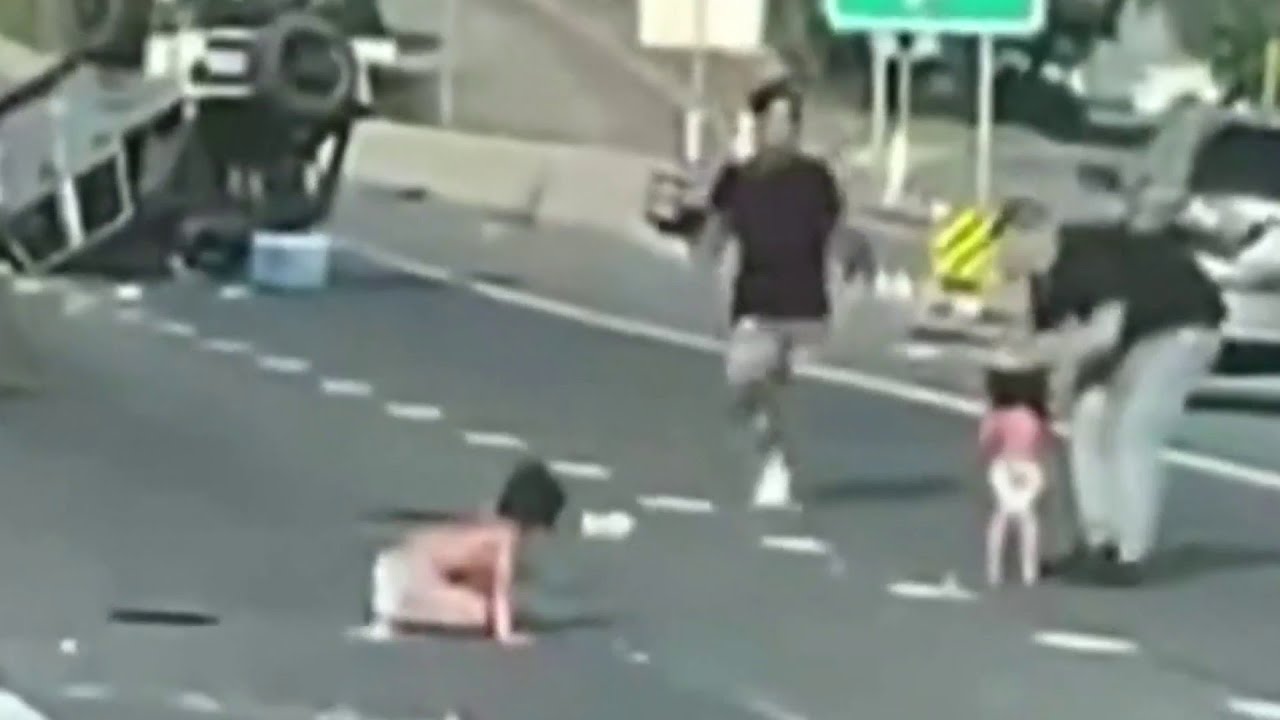 2 toddlers ejected in East Freeway rollover crash YouTube