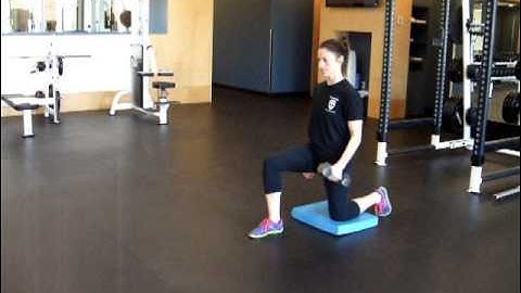 01 Auxiliary Exercises - Half-Kneeling Dumbbell Bicep Curl
